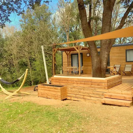 La Clémentine Camping *