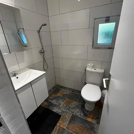 La Clementine Κάμπινγκ *