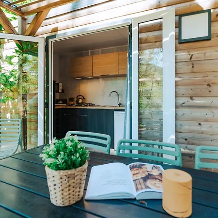Camping La Clementine Cendras