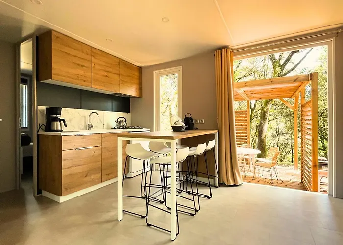 La Clementine Κάμπινγκ