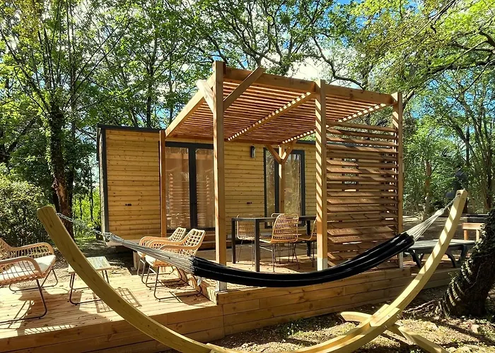 La Clementine Κάμπινγκ *