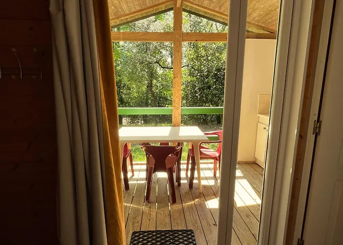 La Clementine Κάμπινγκ Cendras