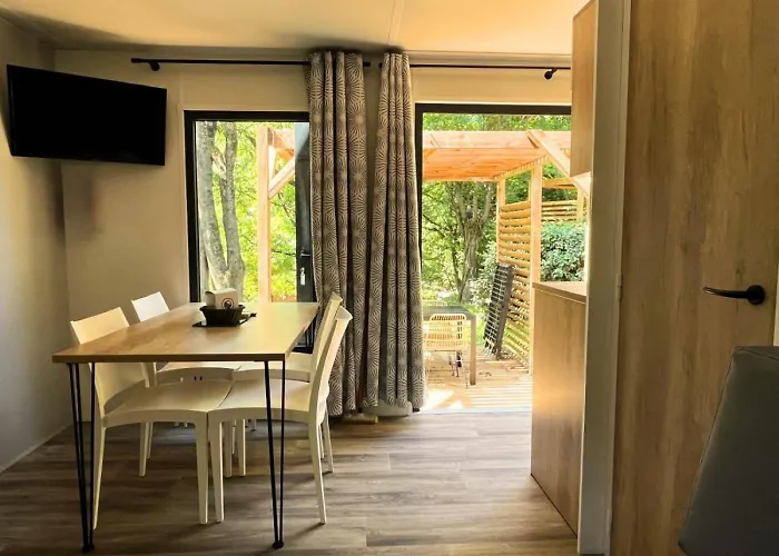 Campeggio La Clémentine *